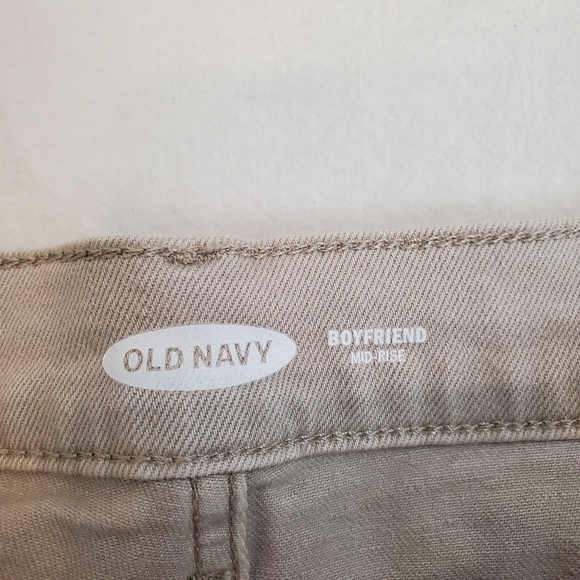 Old Navy Boyfriend mid-rise button fly jeans pants size 2 - Picture 9 of 11